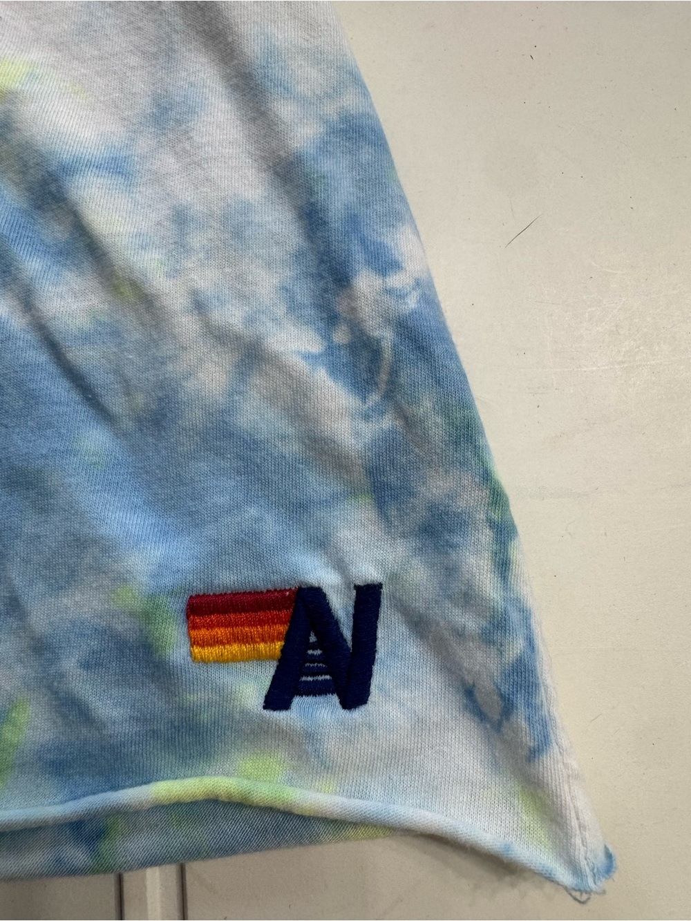 Aviator Nation Women Sz M Blue Green Tie Dye Rainbow Embroidered Cropped T Shirt - Picture 4 of 8